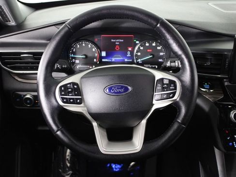 Used 2021 Ford Explorer Limited w/ Equipment Group 301A image 21