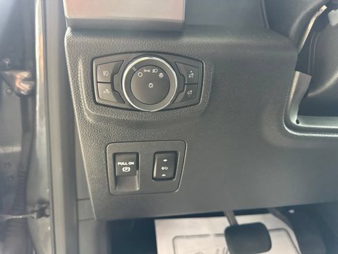 Certified 2019 Ford F150 XLT w/ Equipment Group 302A Luxury AWD/4WD image 28