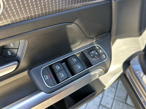 Certified 2022 Mercedes-Benz GLB 250 image 18