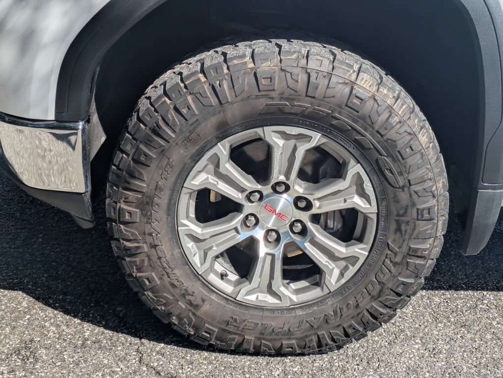 Used 2021 GMC Sierra 1500 SLE w/ X31 Off-Road Package AWD/4WD image 10