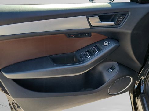 Used 2017 Audi Q5 2.0T Premium Plus image 16