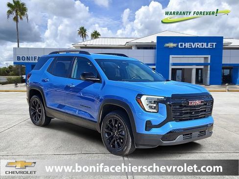 Used 2025 GMC Terrain Elevation w/ Black Edition image 1