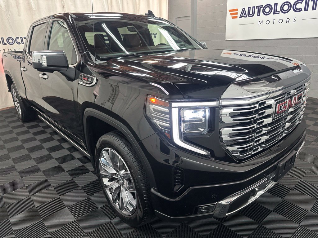 Used 2023 GMC Sierra 1500 Denali w/ Denali Reserve Package AWD/4WD image 2