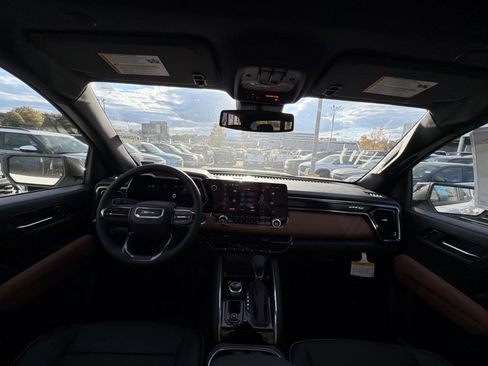 New 2026 GMC Canyon AT4 w/ Technology Plus Package image 23