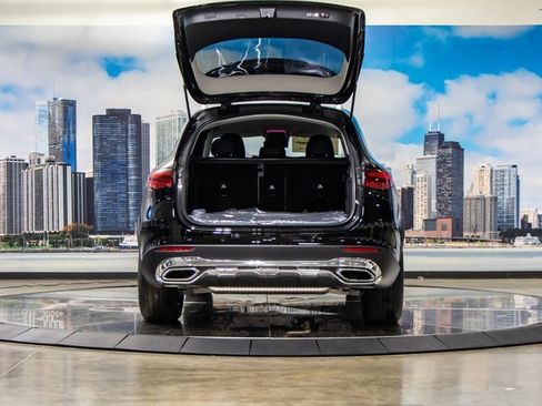 Certified 2025 Mercedes-Benz GLC 350e GLC 350e image 12