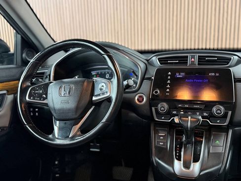 Used 2017 Honda CR-V Touring image 4