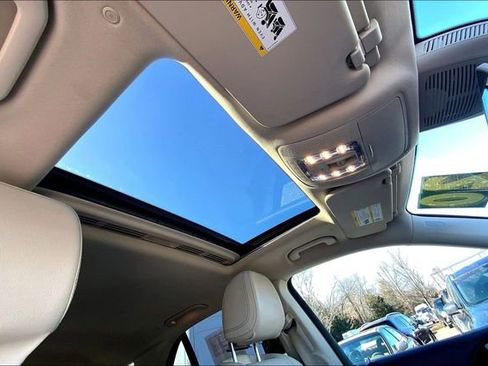 Used 2020 Mercedes-Benz GLE 350 4MATIC image 11