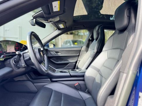 Used 2022 Porsche Taycan 4S image 17