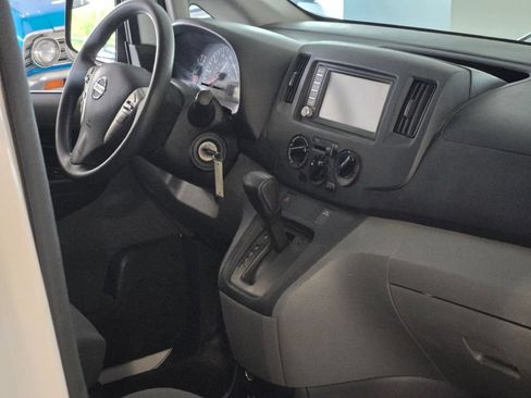 Used 2021 Nissan NV200 S FWD image 6