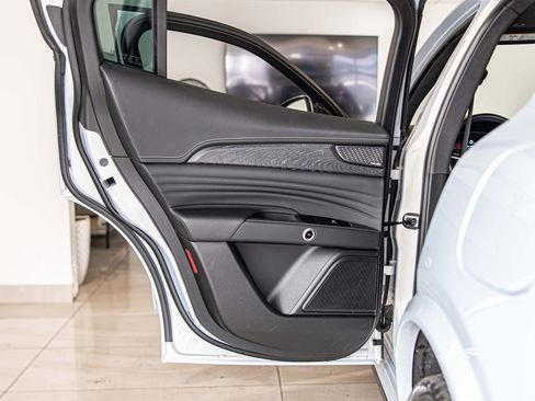 Used 2023 Maserati Grecale Modena image 33