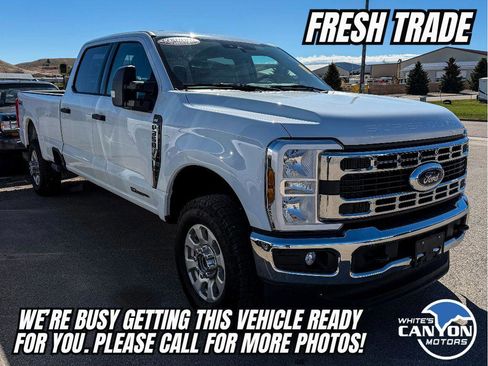 Used 2024 Ford F350 XLT image 5