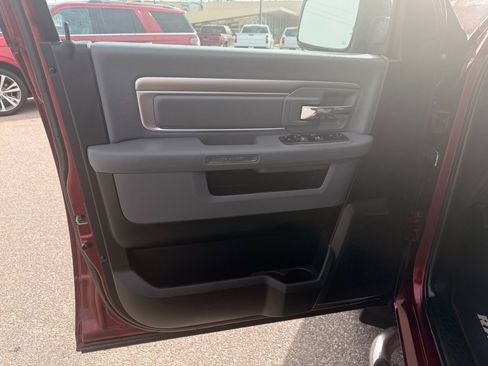 Used 2018 RAM 1500 Big Horn image 9