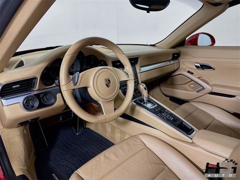 Used 2012 Porsche 911 Carrera S image 10