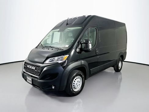 New 2026 RAM ProMaster 1500 w/ Convenience Group FWD image 3