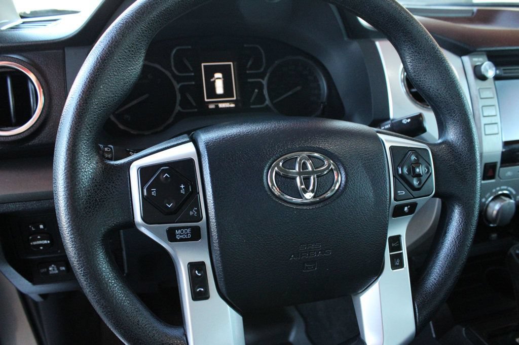 Used 2018 Toyota Tundra SR5 w/ SR5 Upgrade Package AWD/4WD image 18