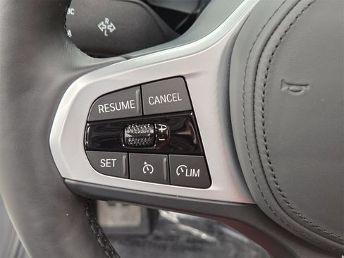 Used 2025 BMW Z4 M40i w/ Premium Package image 16