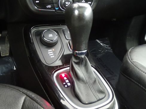 Used 2021 Jeep Compass Latitude w/ Sun and Sound Group image 42