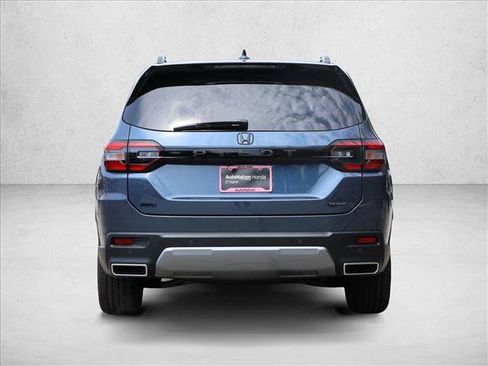 New 2026 Honda Pilot Touring image 6