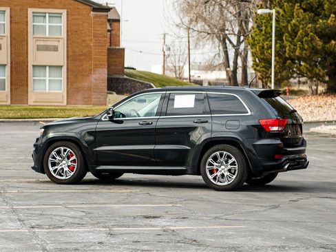 Used 2013 Jeep Grand Cherokee SRT8 w/ Luxury Group II image 7