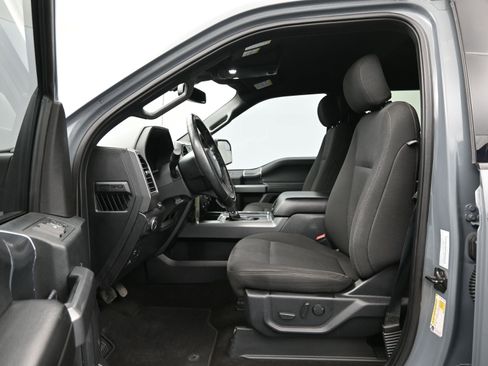 Used 2019 Ford F150 XLT image 8