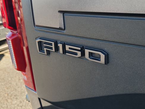 Used 2019 Ford F150 Raptor w/ Equipment Group 802A Luxury image 32