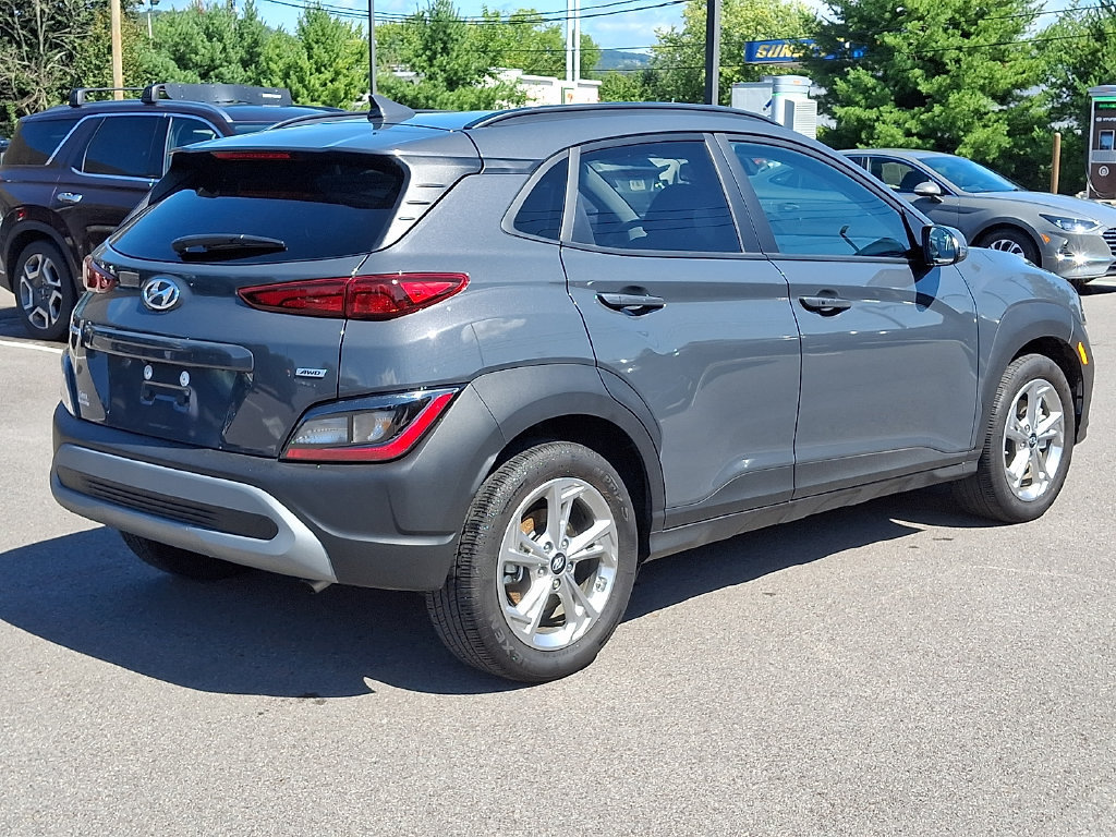 Used 2023 Hyundai Kona SEL AWD/4WD image 9