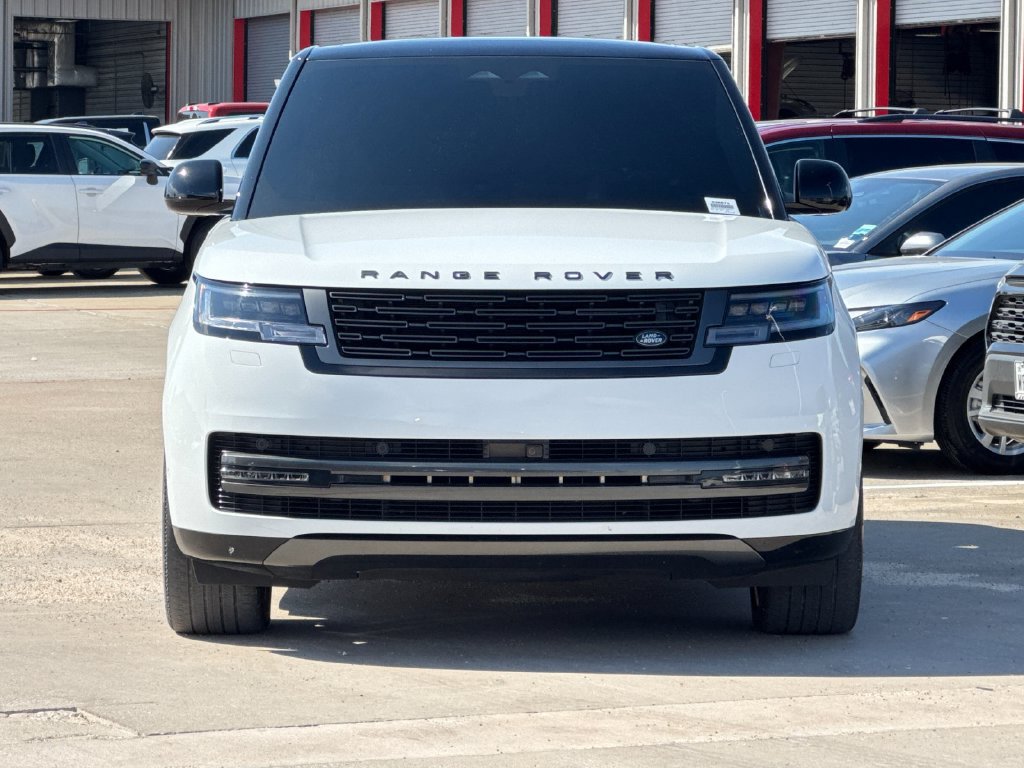 Used 2025 Land Rover Range Rover SE AWD/4WD image 9
