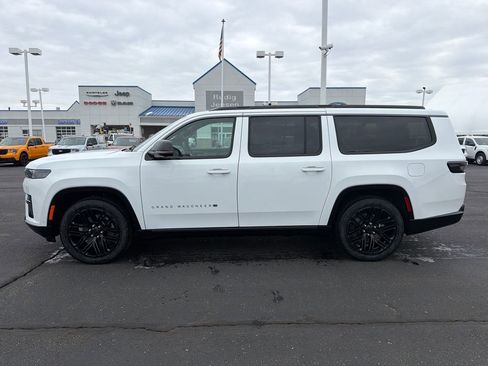 New 2026 Jeep Grand Wagoneer L Limited image 2