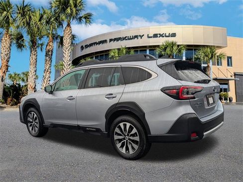 Used 2023 Subaru Outback Limited image 7