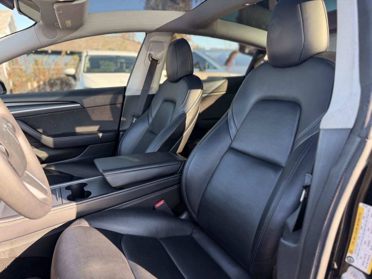 Used 2022 Tesla Model 3 Long Range AWD/4WD image 25