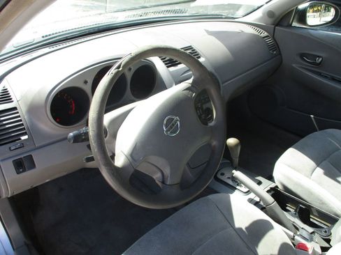 Used 2002 Nissan Altima 2.5 S FWD image 13