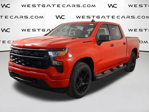Used 2026 Chevrolet Silverado 1500 Custom w/ Turbomax Blackout Package RWD image 1