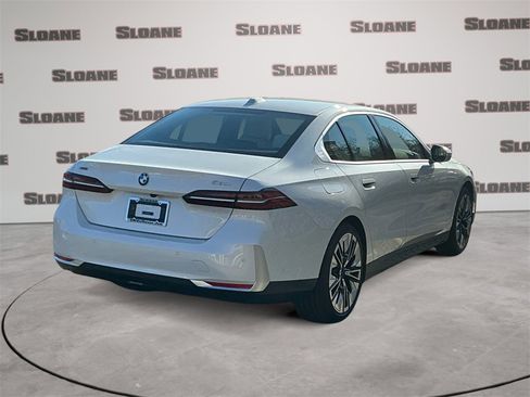 New 2026 BMW 530i xDrive image 5