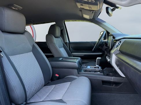 Used 2015 Toyota Tundra SR5 w/ TRD Off Road Package image 22