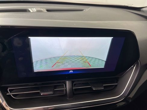 Certified 2025 Chevrolet Trax RS w/ Driver Confidence Package image 28