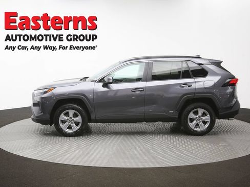 Used 2022 Toyota RAV4 XLE w/ Convenience Package AWD/4WD image 62