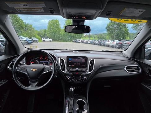 Used 2020 Chevrolet Equinox Premier AWD/4WD image 19