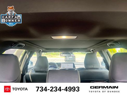 Used 2025 Toyota Crown Signia AWD/4WD image 17