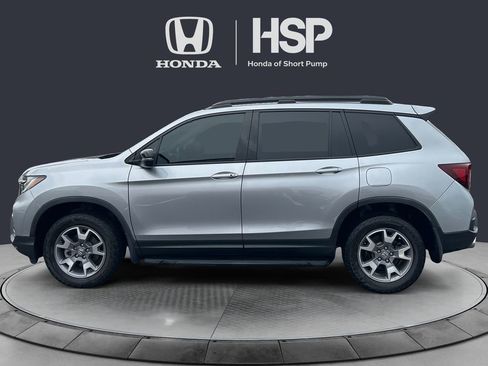 Used 2022 Honda Passport TrailSport image 2