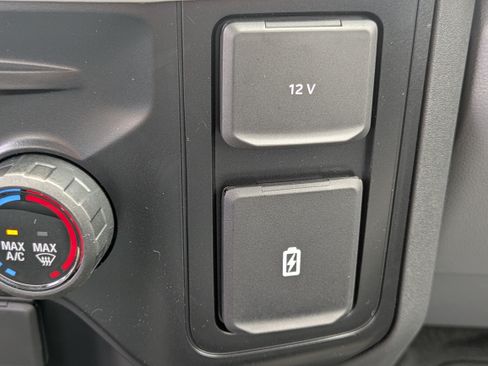 Used 2025 Ford F250 XL w/ 360-Degree Camera Package RWD image 24