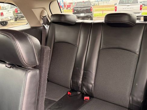 Used 2020 Dodge Journey Crossroad FWD image 28
