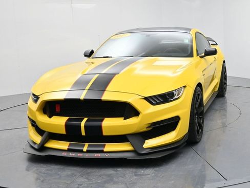 Used 2017 Ford Mustang Shelby GT350R w/ GT350R Equipment Group 920A image 4