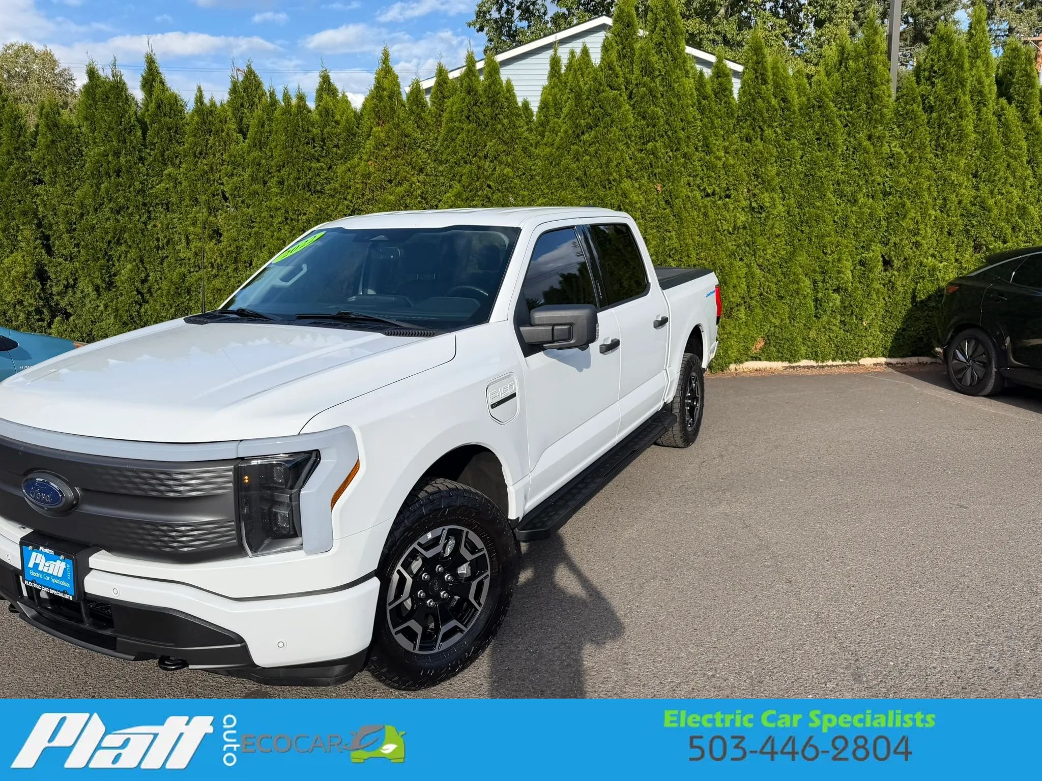 Used 2022 Ford F150 Lightning XLT AWD/4WD image 2
