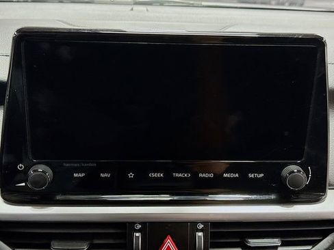 Used 2023 Kia Forte GT-Line w/ GT-Line Premium Package FWD image 12