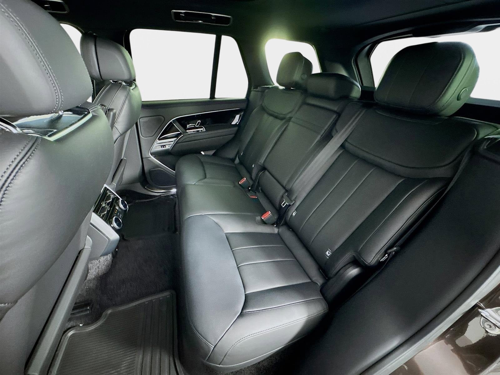 New 2026 Land Rover Range Rover SE AWD/4WD image 24