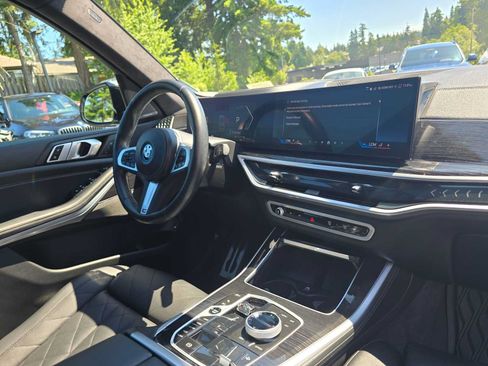 Used 2024 BMW X5 xDrive50e w/ Executive Package AWD/4WD image 10