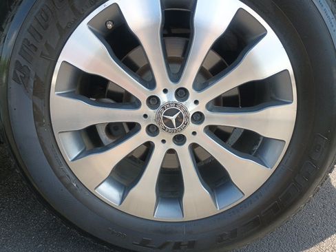 Used 2018 Mercedes-Benz GLS 450 4MATIC image 13