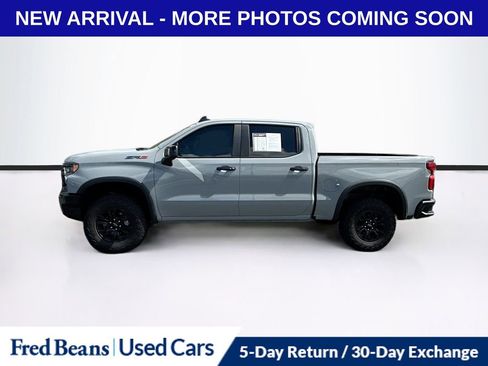 Used 2024 Chevrolet Silverado 1500 ZR2 w/ Technology Package AWD/4WD image 4