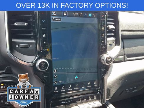 Used 2023 RAM 1500 Laramie AWD/4WD image 3