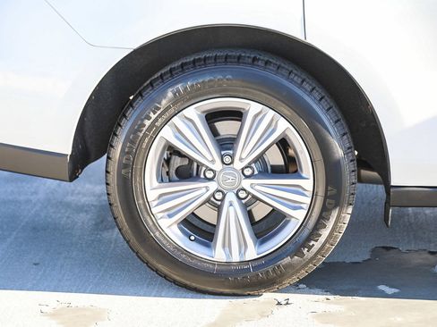 Used 2020 Acura MDX FWD image 11